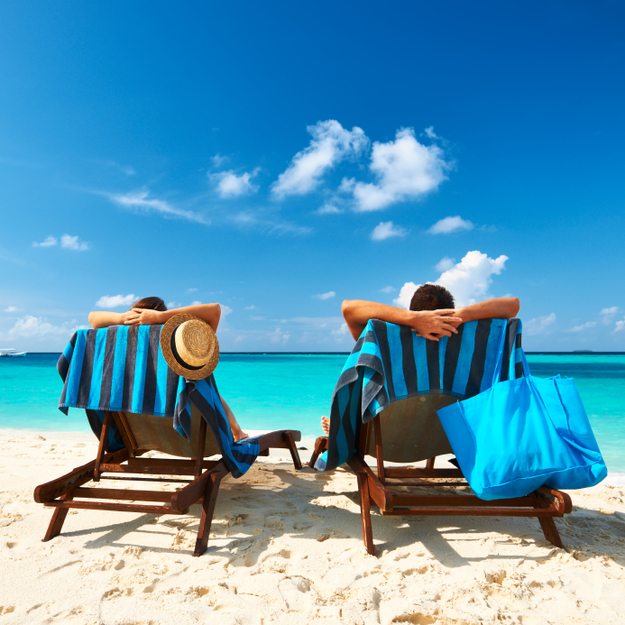 honeymoon_couple_beach_photo-relaxing-1.jpg